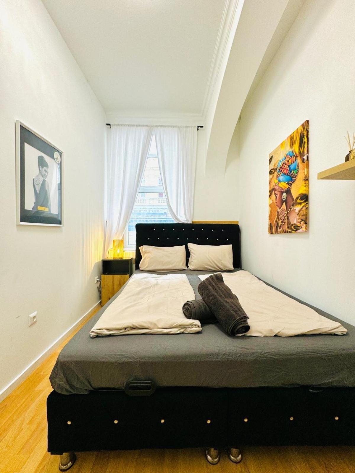 Comfy Rooms In A Shared Apt, 8Min To Rathausplatz Bécs Kültér fotó