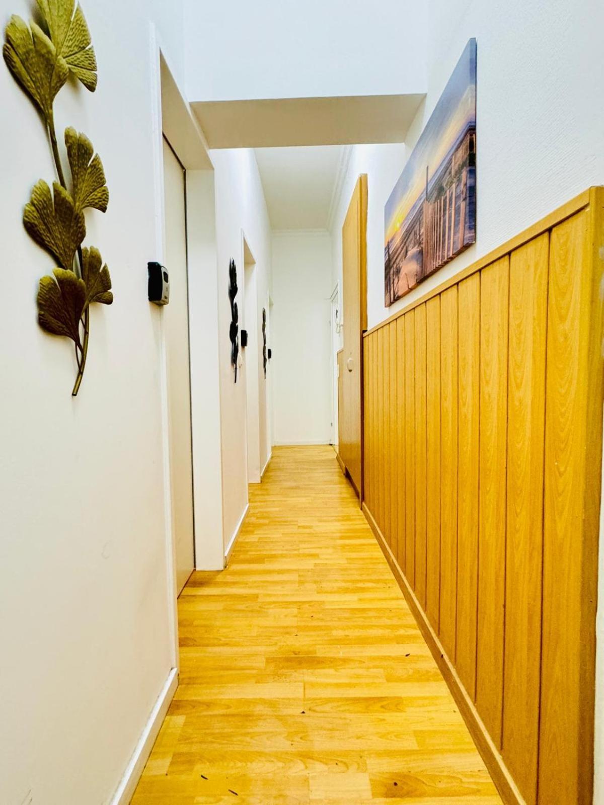 Comfy Rooms In A Shared Apt, 8Min To Rathausplatz Bécs Kültér fotó